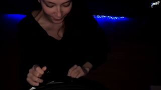 Страстная соска просит хуй в пилотку