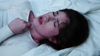 Наказал сучку членом и спермой